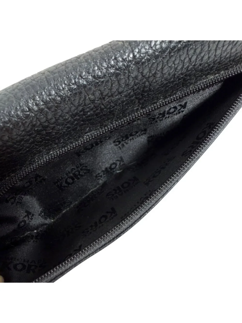 Michael Kors Bi-fold Black Leather Credit Card Bills Wallet Clutch, Snap Closure